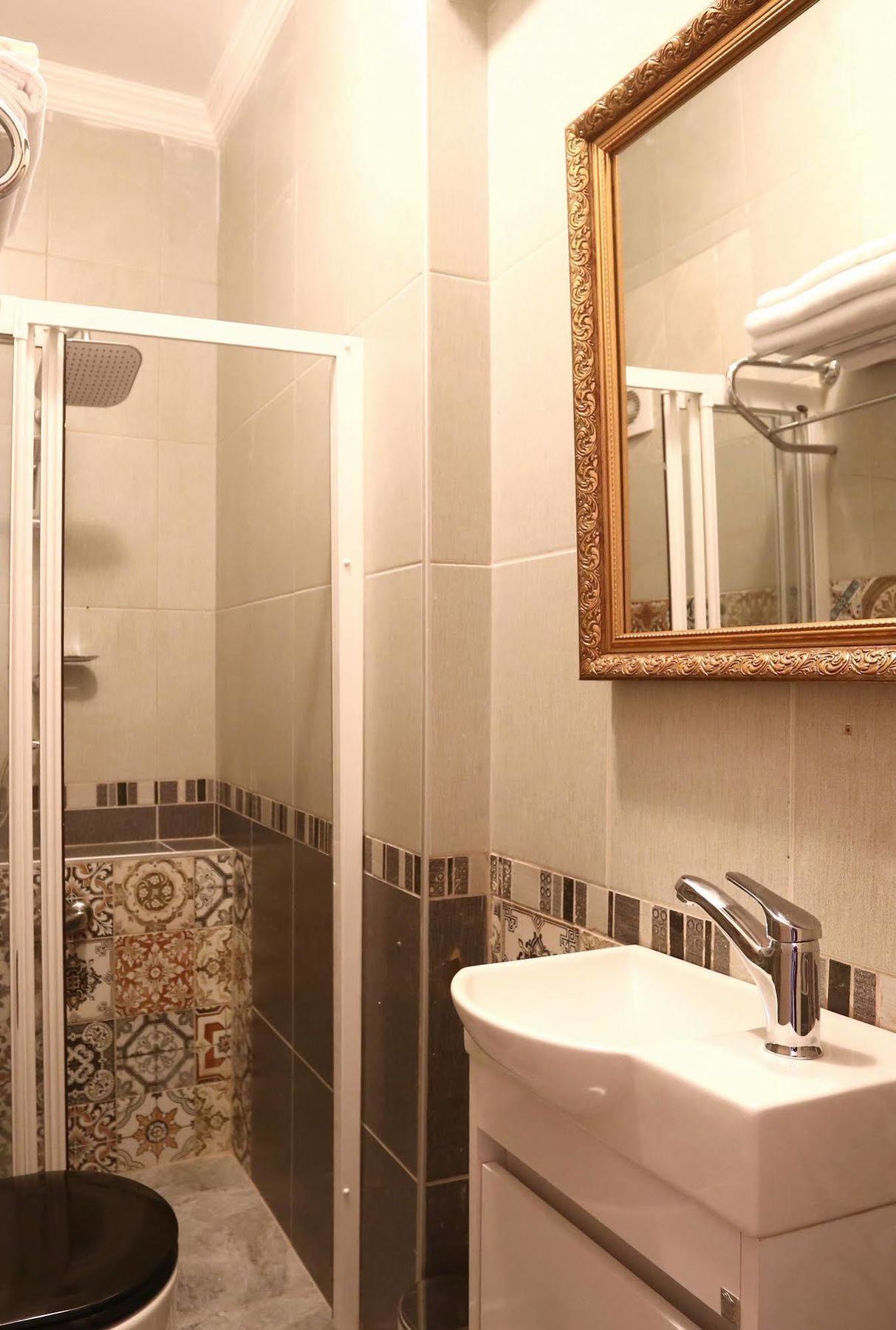איסטמבול Taksim Green Star Hotel מראה חיצוני תמונה